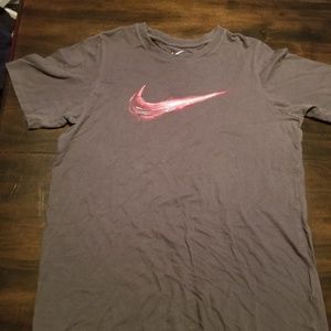 Nike tshirt